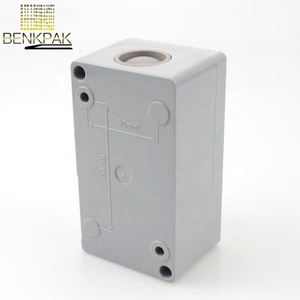 Interruttore a pulsante in plastica con controllo di alimentazione della scatola con fibbia di avvio momentanea a due/tre posizioni - Product Image 3
