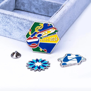 Özel yaka iğneler kişiselleştirilmiş emaye Metal rozeti pimleri kurumsal etkinlikler ve takım markalaşma için promosyon Logo pimleri - Product Image 1