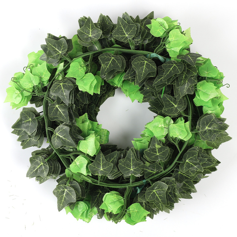 100 silkscreened Virginia creeper leaves