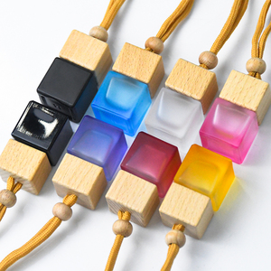 High Quality Small <strong>5</strong> <strong>ml</strong> 8 <strong>ml</strong> 10 <strong>ml</strong> Square Glass Car <strong>Perfume</strong> Bottle Pendant 8ml <strong>Perfume</strong> Empty Hanging Car Diffuser Bottle - Product Image 6