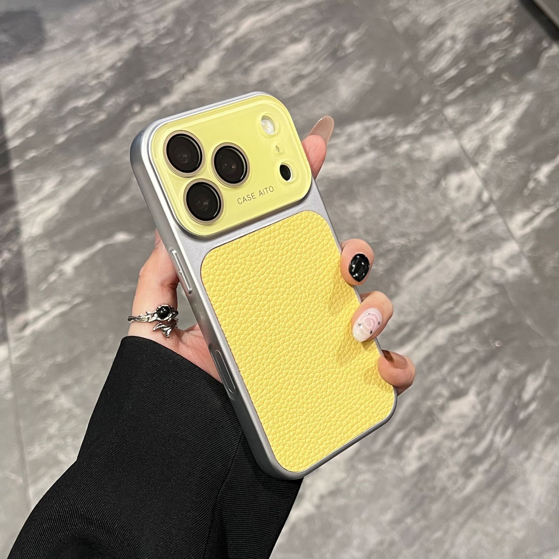 Litchi giallo