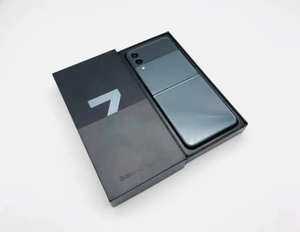 SAM สำหรับสมาร์ทโฟน Galaxy Z Z flip 3 5G Dual/esim 6G RAM OCTA Core CPU ความละเอียดหน้าจอ4K 65W ชาร์จเร็วภาษาอังกฤษ - Product Image 1