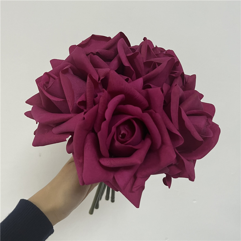 Bouquet tattile di rose a 5 teste - rosso rosa