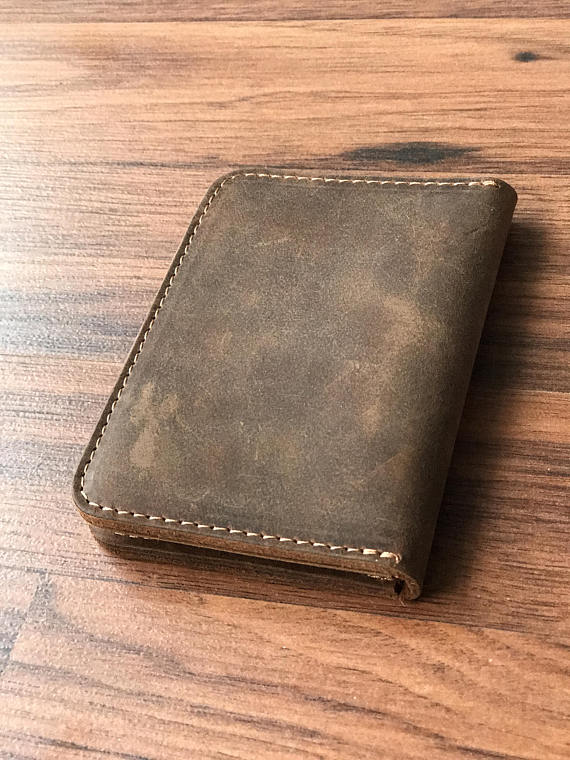 สีน้ำตาลอ่อน