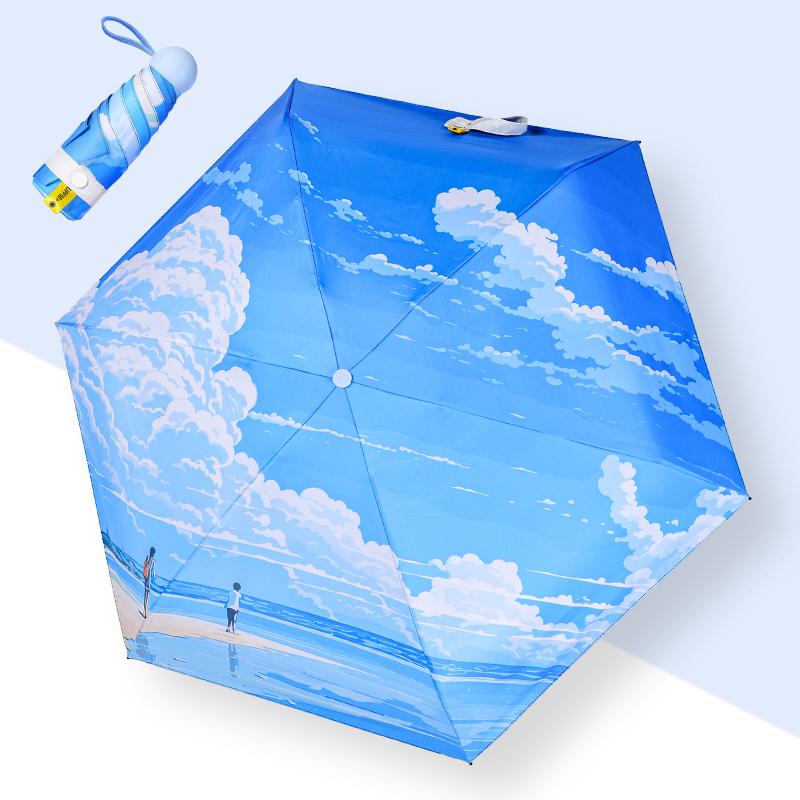 Mar azul y cielo azul