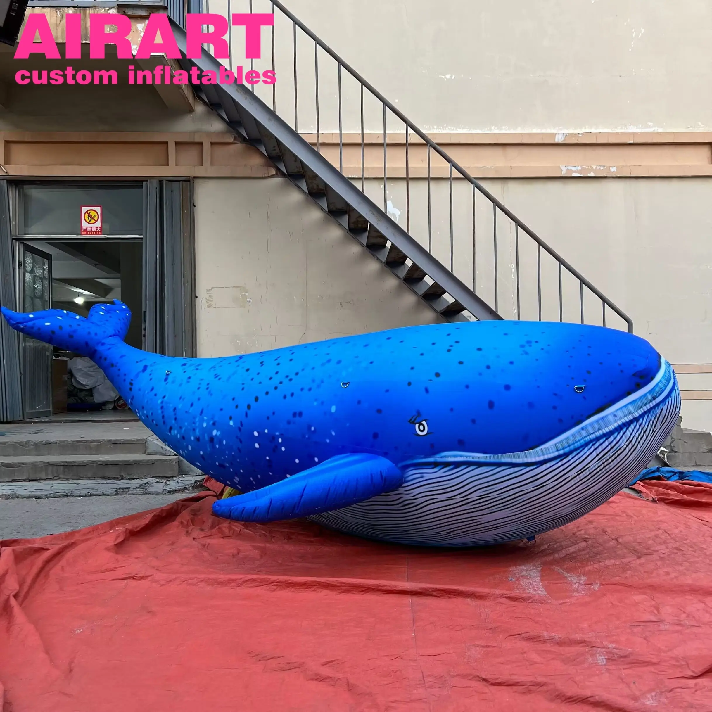 Balena gonfiabile gonfiabile balena blu di alta qualità