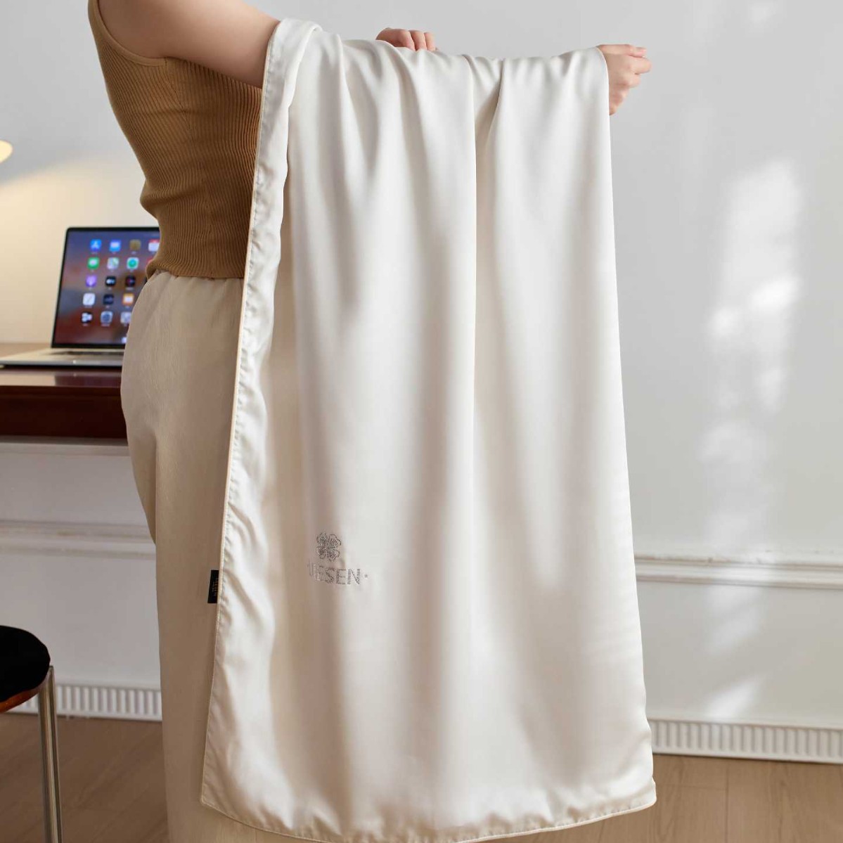 Antique White