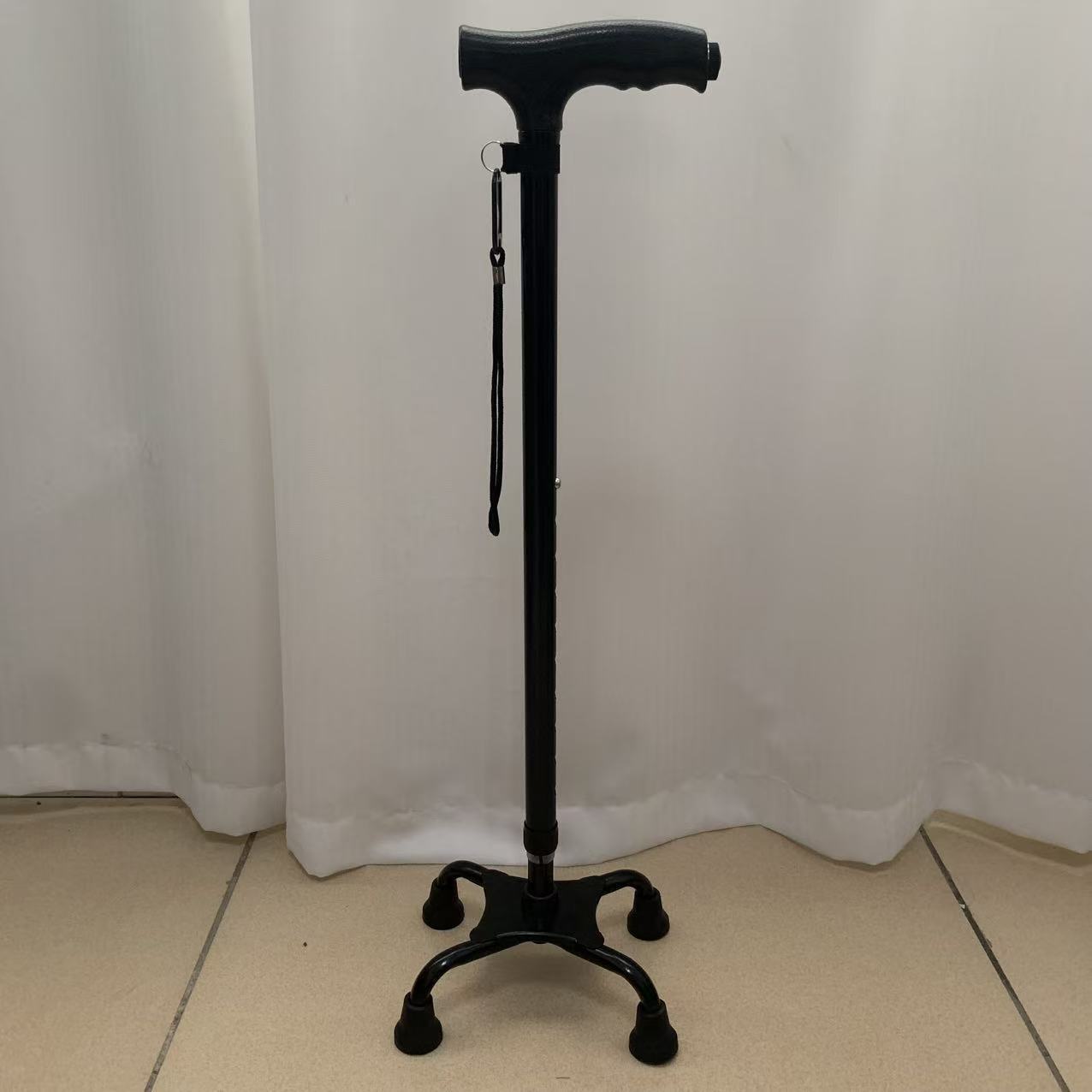 Canne à quatre pieds avec lumière