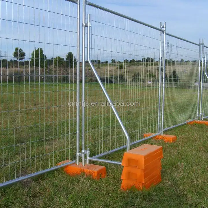 Yeni tasarım kullanılan inşaat açık hareketli ücretsiz ayakta geçici çit panel özel metal çit ile