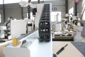 Heavy Duty Frame 1300*2500mm Wood <strong>Router</strong> Furniture Cabinet Making <strong>ATC</strong> <strong>Cnc</strong> <strong>Router</strong> <strong>Nesting</strong> Machine - Product Image 3