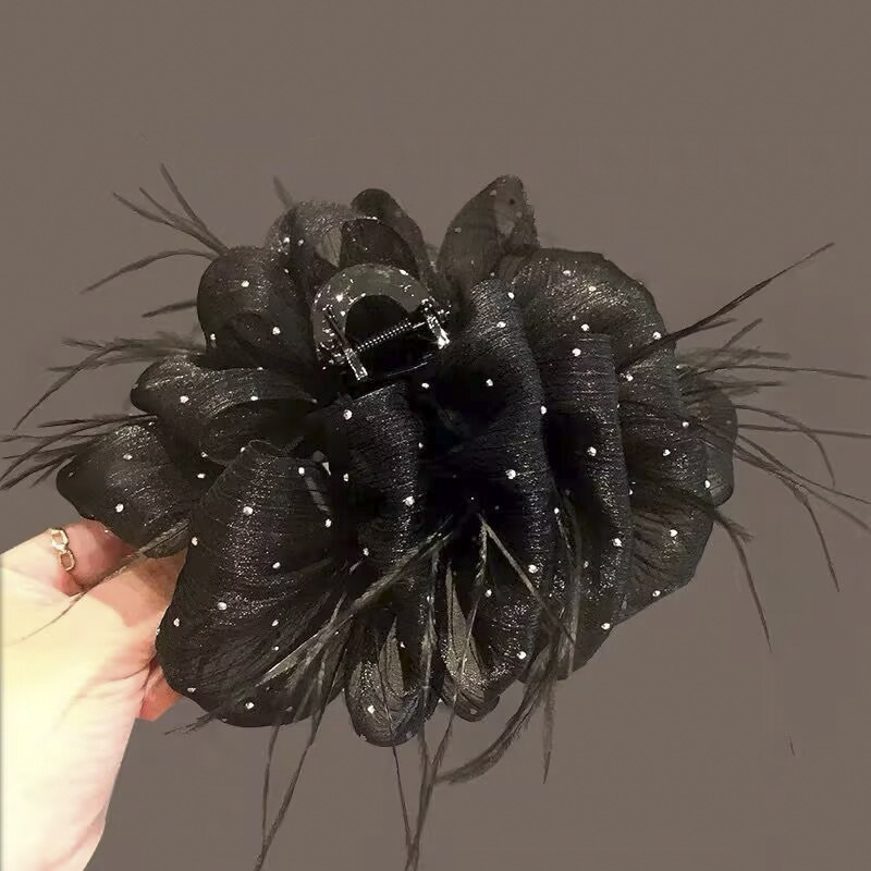 1 brushed-stripe feather polka-dot cloud clip