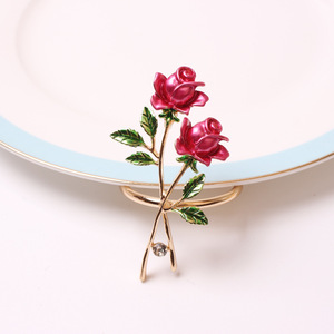 Western-Style Diamond Napkin Ring Engraved Rose <strong>Oil</strong> Dropping Valentine's Day Hotel Setting Alloy Table Cloth Ring Buckle - Product Image 2