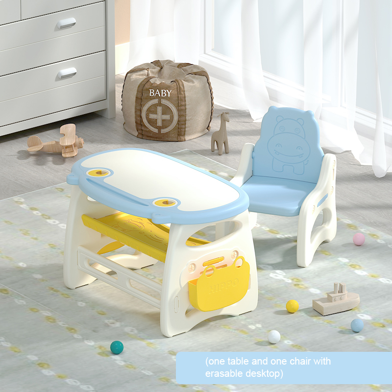 Table et chaises de base bleues