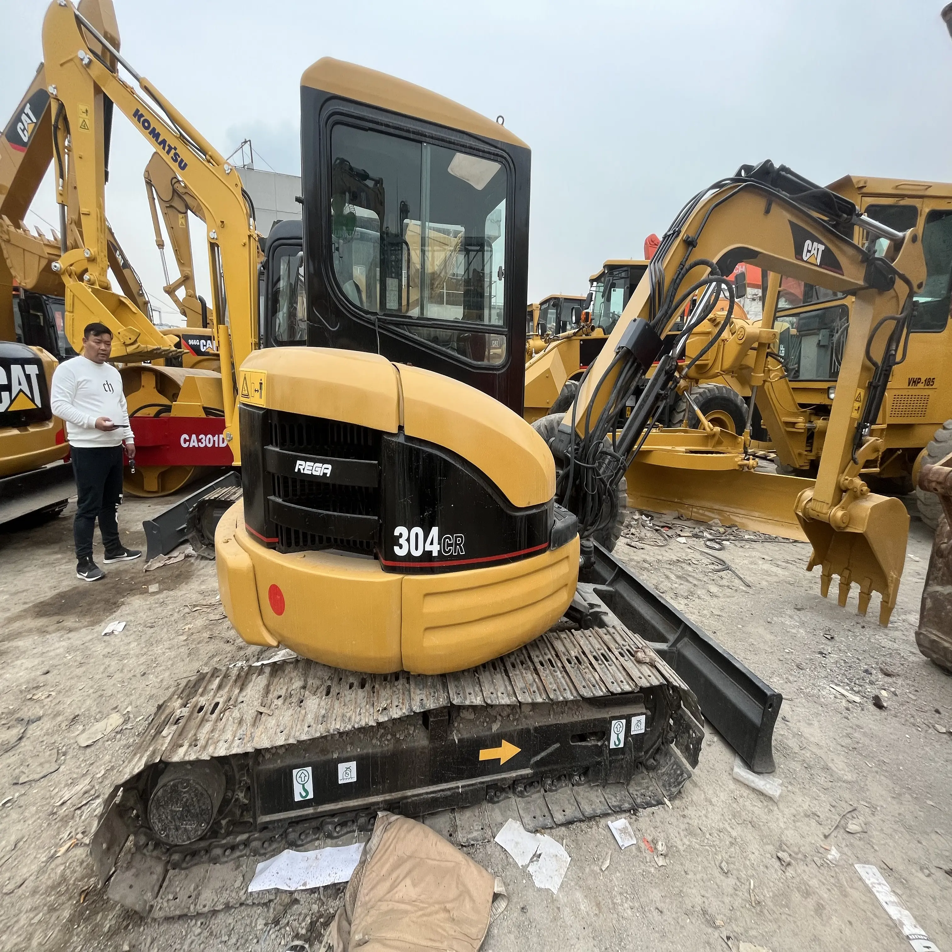 Gebrauchte Bagger 4 Tonnen gebrauchte Raupe Bagger Mini Cat 304c zum Verkauf durch Besitzer Katze zum Verkauf in gutem Zustand