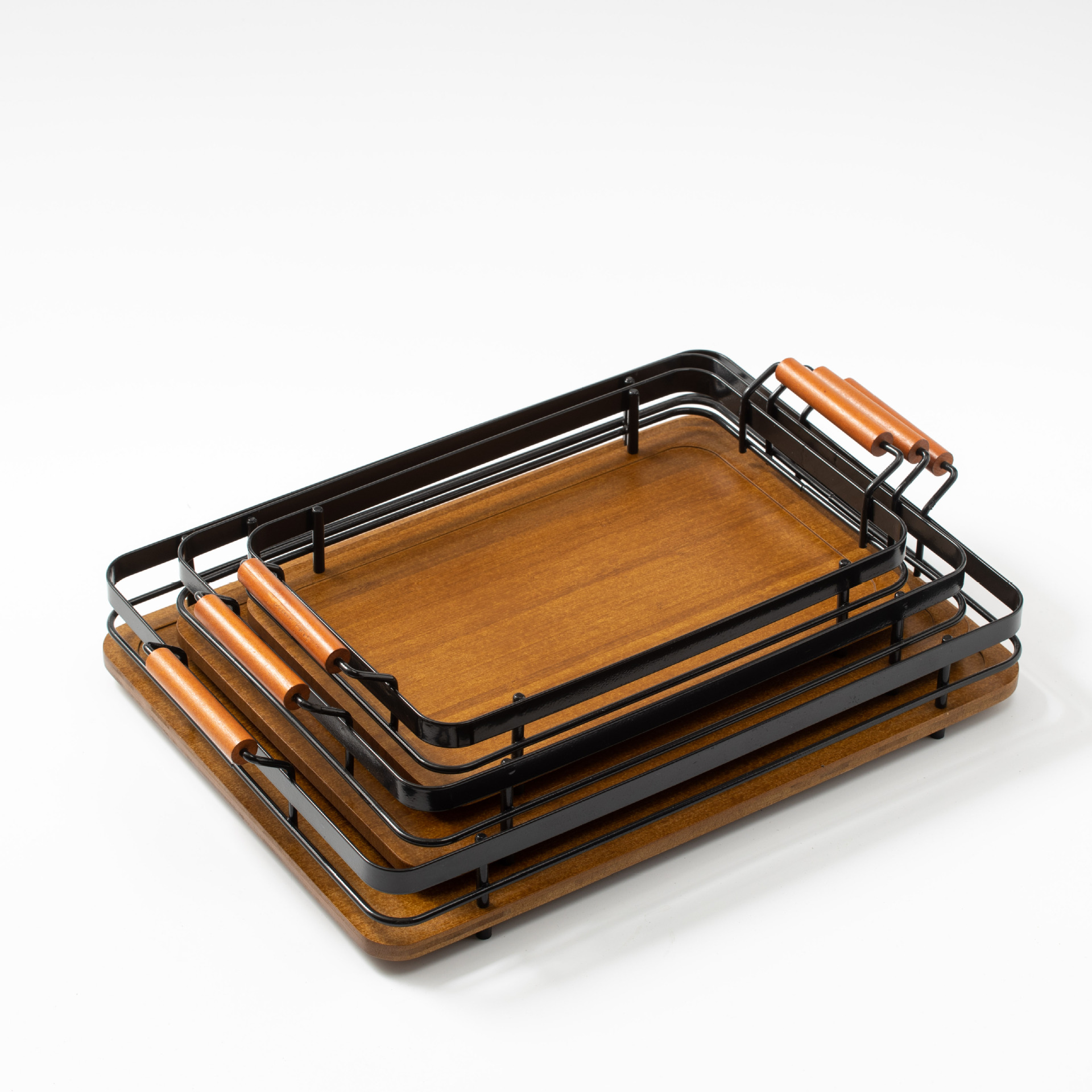 Black-edged brown wrought iron pallet