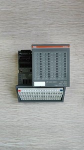 Nuevo módulo de entrada/salida analógica digital 1SAP800400R0010 de 1: 1 año de garantía PLC - Product Image 1