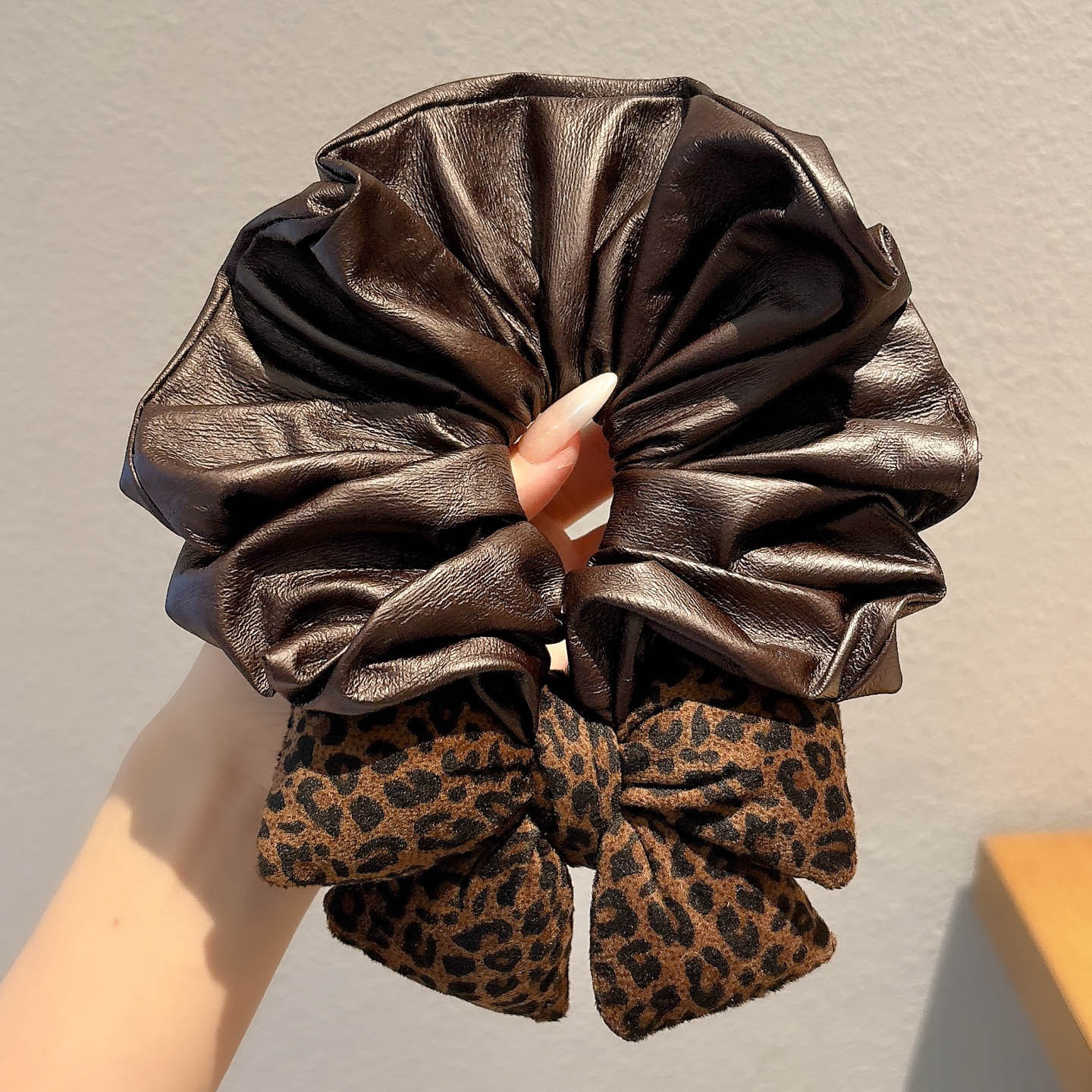 4 anneaux de cheveux en cuir avec nœud imprimé léopard-15cm