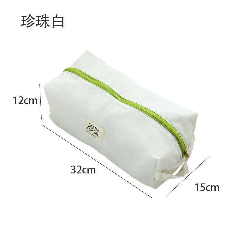 White nylon shoe storage bag