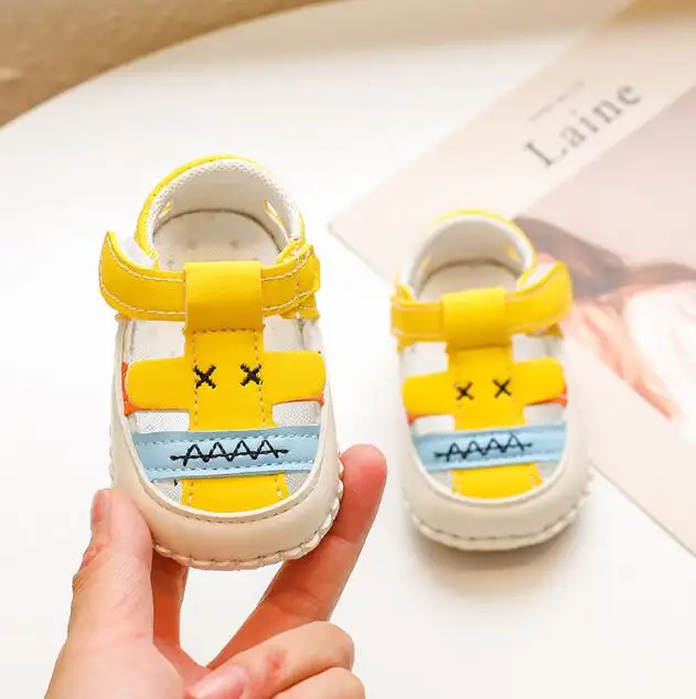 नरम चमड़े के बच्चे के जूते के जूते जूते के जूते जूते के बच्चे बच्चे बच्चे के चप्पल पहने हुए स्नीकर्स मोज़िलिन पर्ची