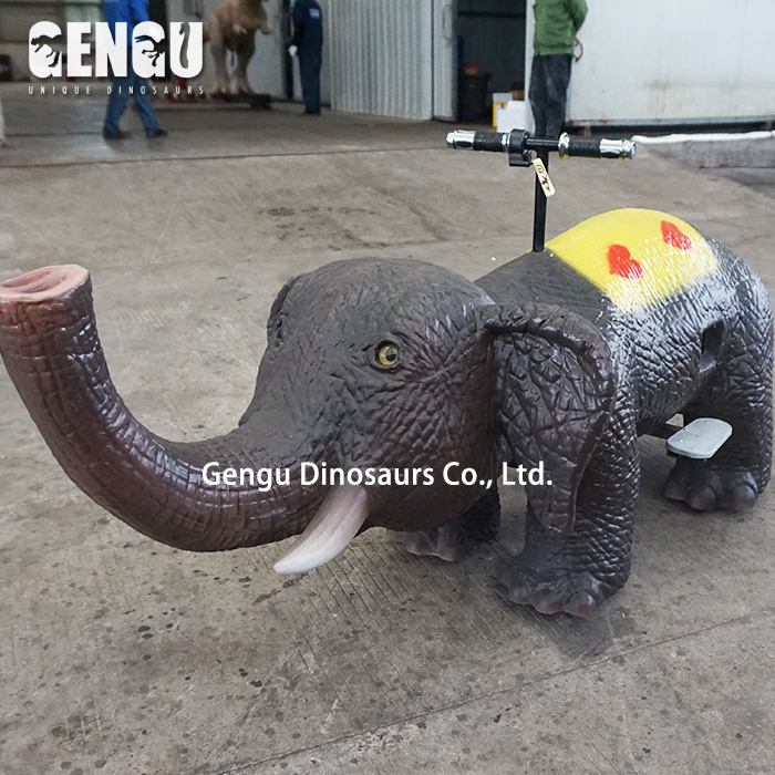 Petite balade en éléphant