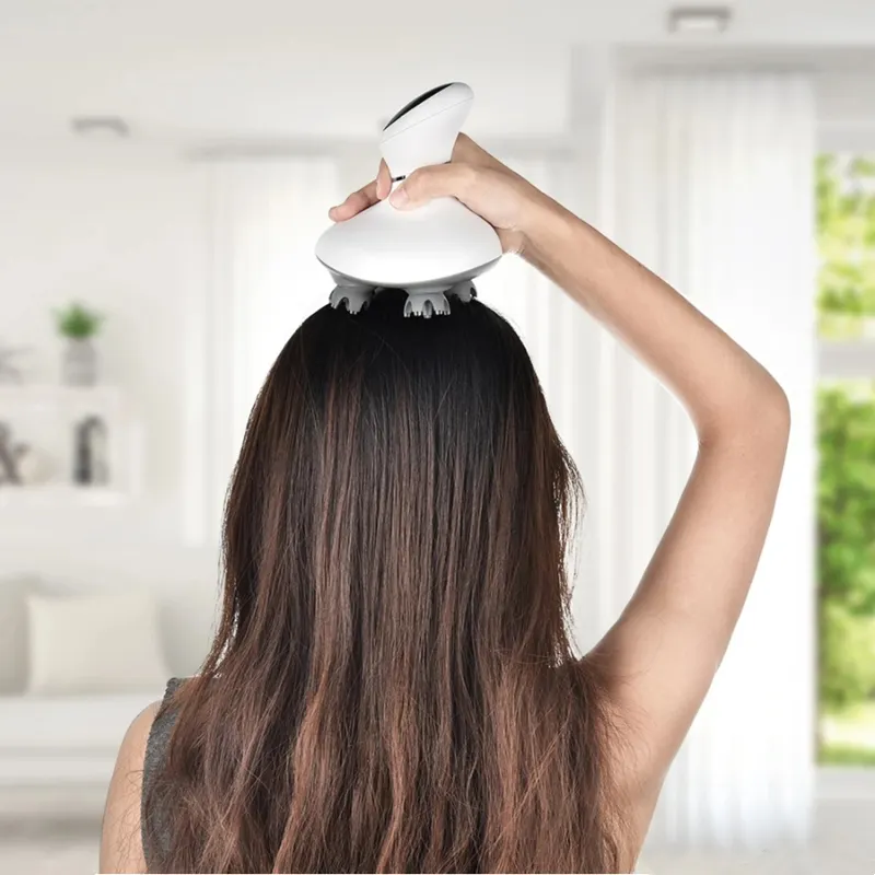 Masseur de tête de cuir chevelu électrique portable largement utilisé pour détendre le masseur de tête de masseur de corps entier avec base de charge