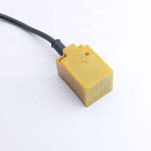 TL-N5MF1-Z 3線式PNPなしDC10-30V 5mm 10mm小型正方形近接スイッチ誘導センサー - Product Image 1