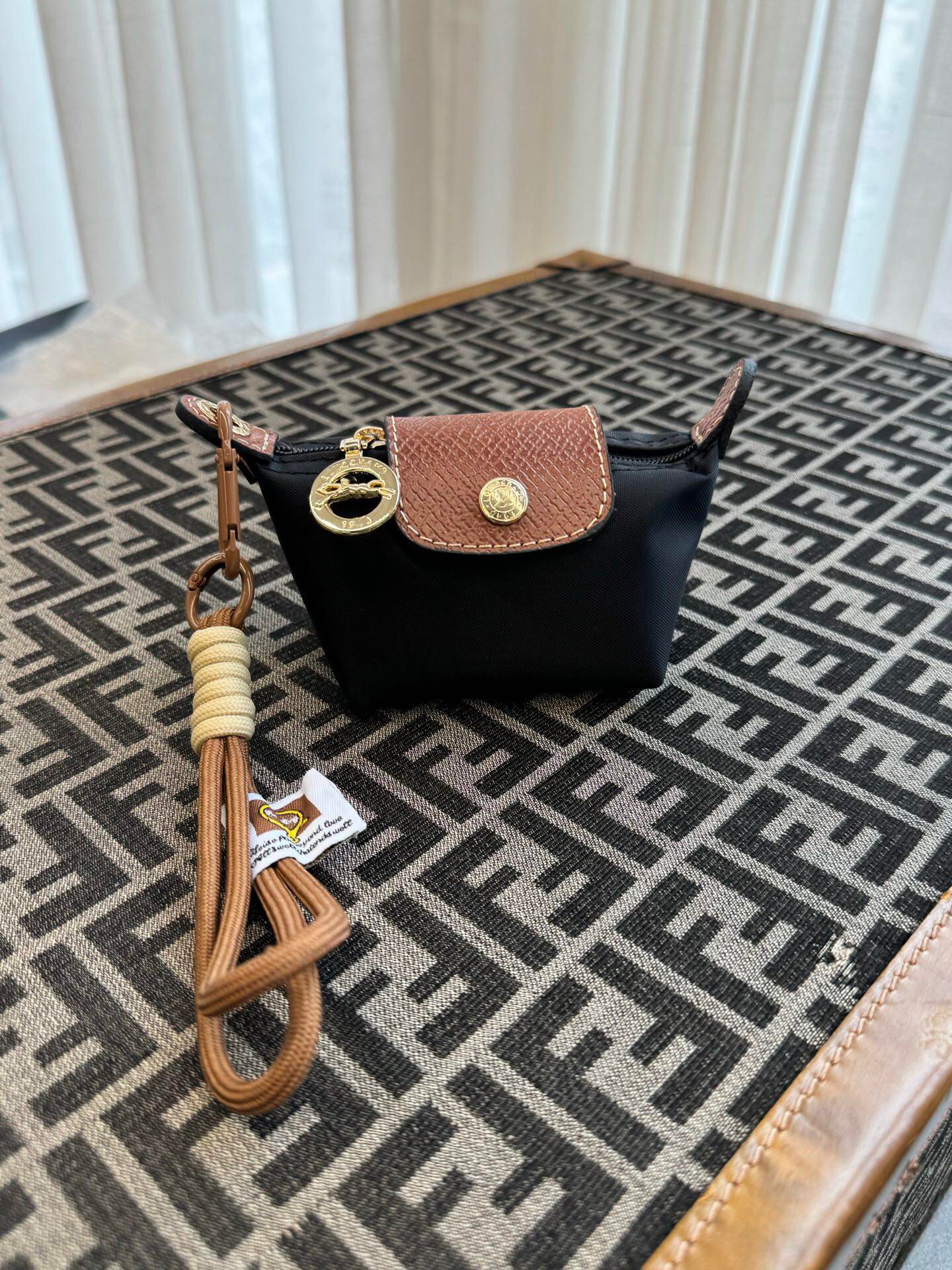 z classique noir-avec bracelet