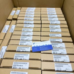 PLC Novo Original TL-W1R5MC1 Tlw1r5mc1 Proximidade Switch <span class=keywords><strong>Sensor</strong></span> Stock
