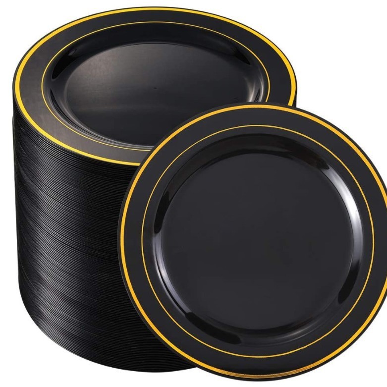 Plato de 75 pulgadas (19 cm) con borde dorado negro.