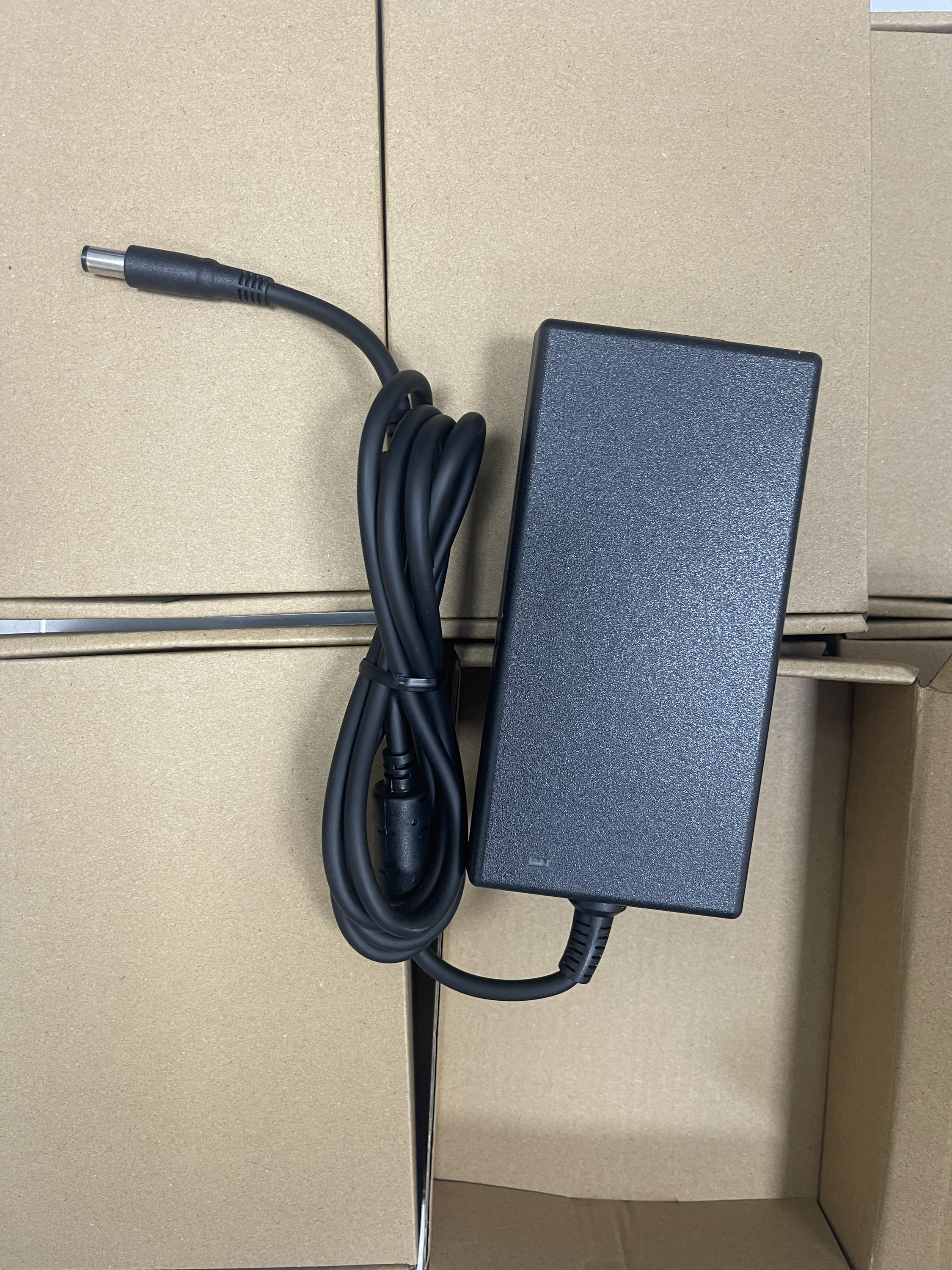 Black(Without AC power supply)