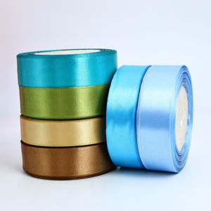 25mm Satin <span class=keywords><strong>Ribbon</strong></span> 100% Fibra De Poliéster Logotipo Personalizado <span class=keywords><strong>Bulk</strong></span> Printing Pure Color Casamento Gift Wrap Alta Qualidade Saco Gift <span class=keywords><strong>Ribbon</strong></span>