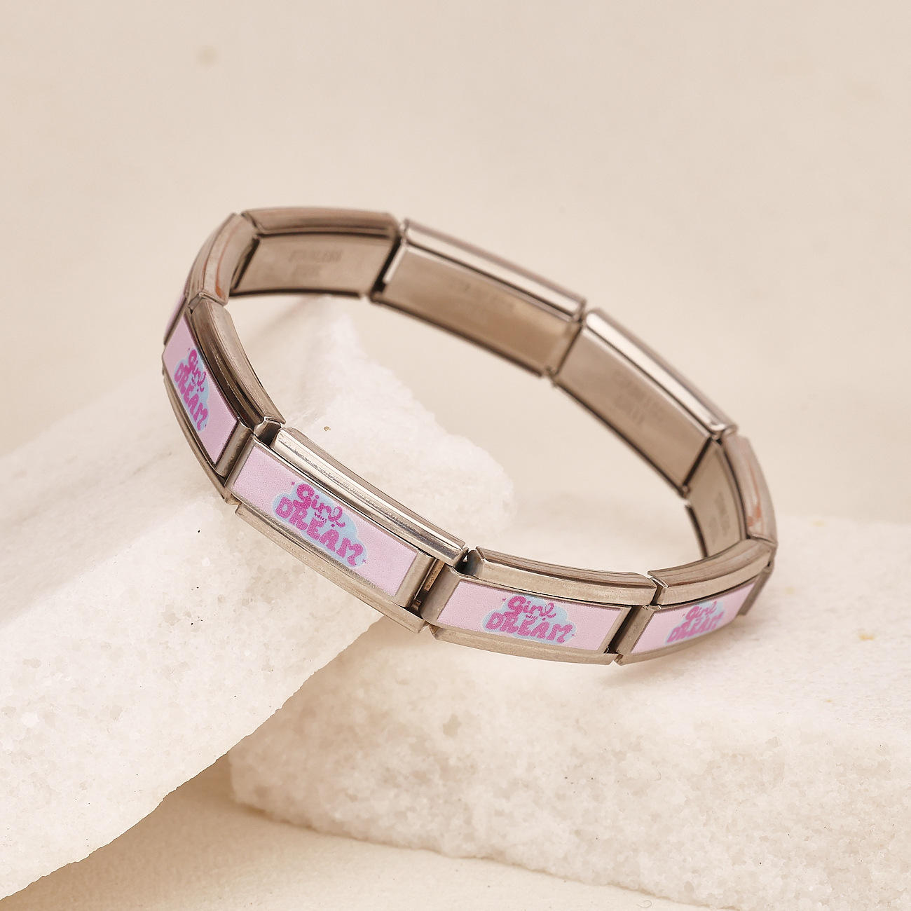 WC001 Silver