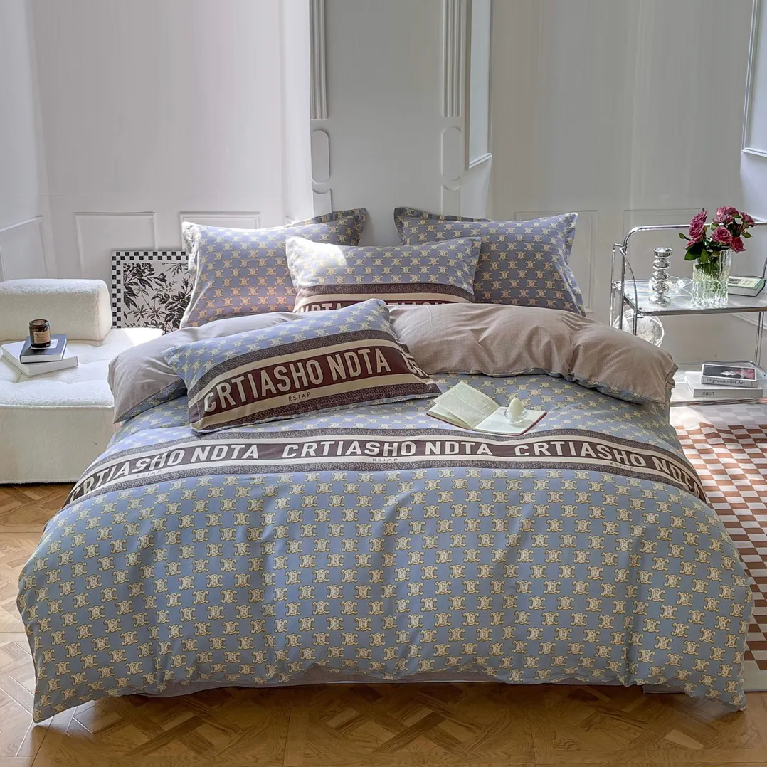 100% Cotton Colorful Hotel Bed Sheet/Comforter Set/Bedding Set