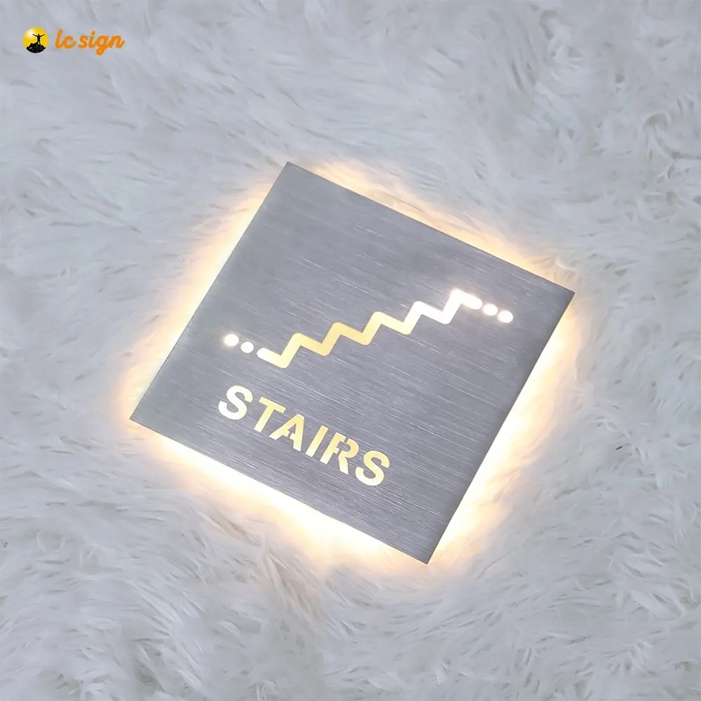 Produttore ha condotto la segnaletica Custom direzione moderna LED casa numero di targa in metallo Wayfinding cartello in metallo con la luce