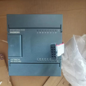 Siemens S7-200 6ES72350KD220XA8 CNアナログ入出力EM 235 PLC 6ES7235-0KD22-0XA8 - Product Image 1
