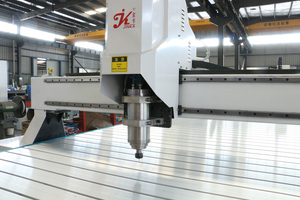 Máquina enrutadora CNC de madera de 4x8 pies 1325 con mesa con ranura en T Controlador DSP A11E - Product Image 5