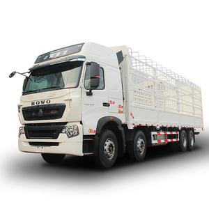 价格便宜的中国重汽豪沃10轮货车，带新铲斗二手卡车