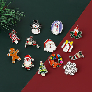 Designer Hat Pins Custom Christmas Brooch Christmas Tree Santa Claus Brooch Boots Snowman Sleigh <strong>Bell</strong> Corsage Metal Key Chains