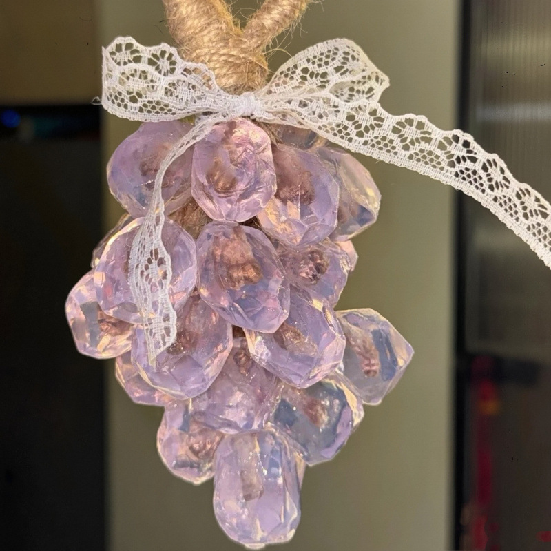 Prismatic purple grape soap-in foaming mesh