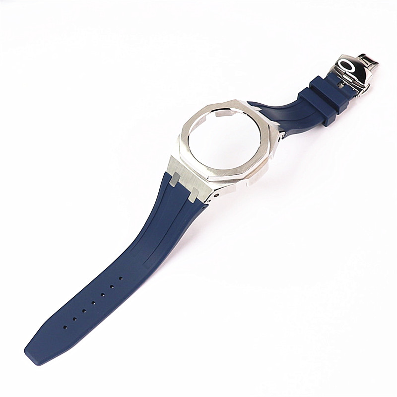 Coque argentée + bracelet en silicone bleu