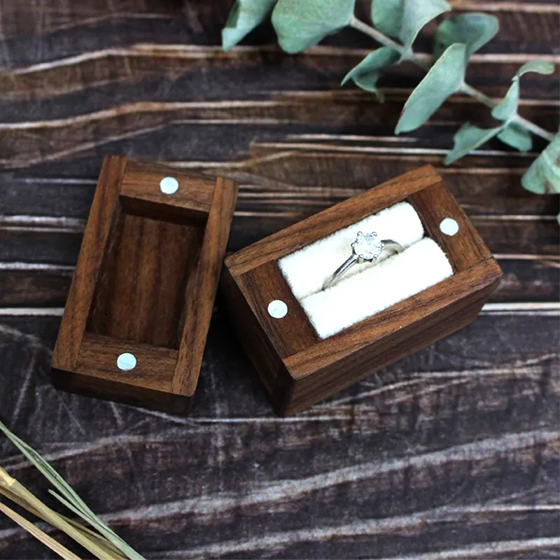 Caixa de joias de madeira personalizada, caixa de anel de madeira do casamento
