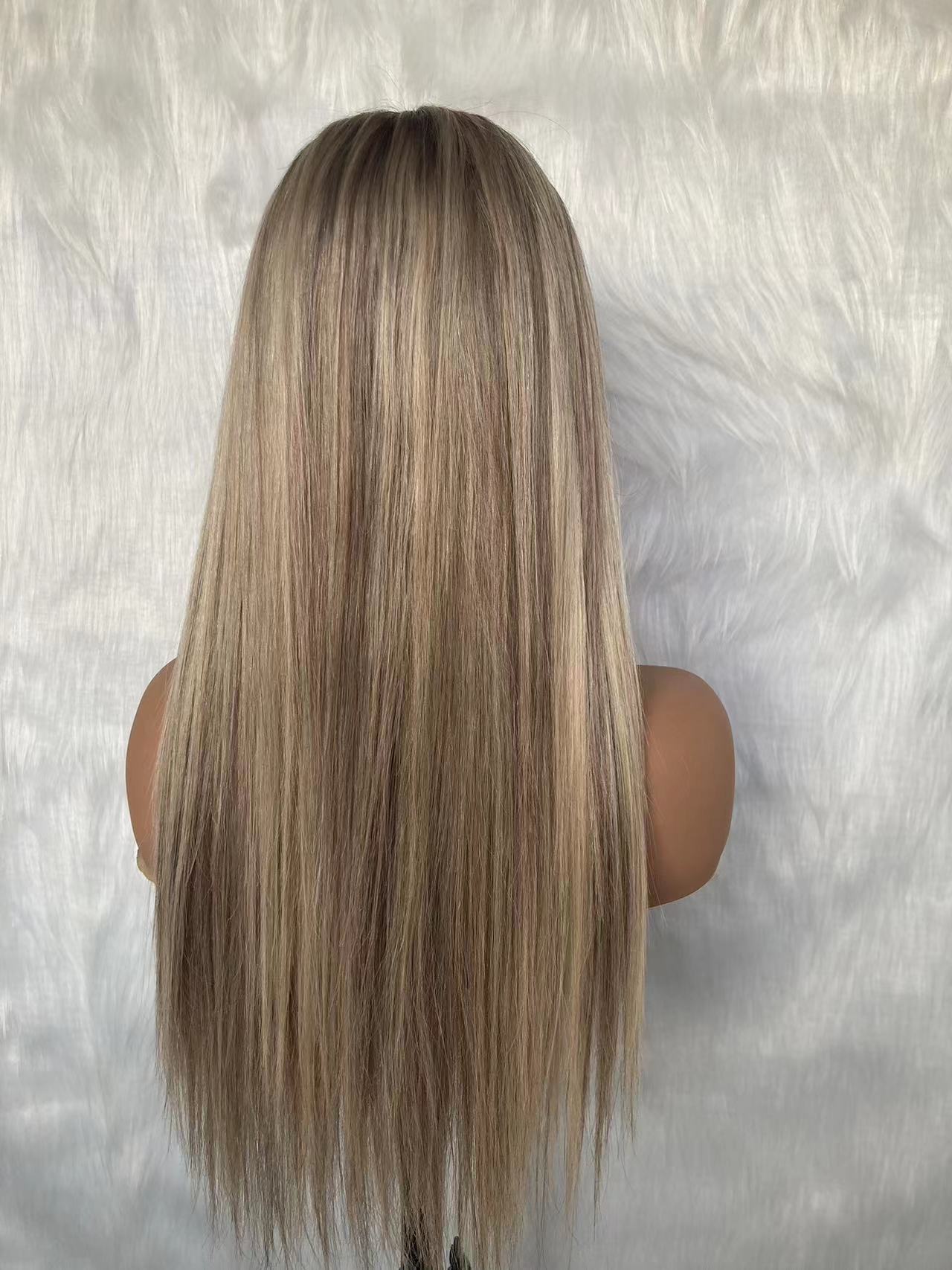 Ashyblond