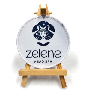 个性化编织服装贴片2025年最受欢迎的设计，带有黑白卡通和夹克标志图案 - Product Image 4
