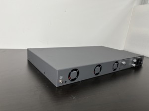 Werkseitiger Direkt vertrieb Anpassbar 1U Standard Rack montiert 4 Ports Epon Olt 4 SFP PON Ftth Olt Unterstützt POE GPRS TCP-Netzwerke - Product Image 5