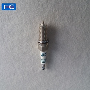 Oto yedek parçaları MD376962 iridyum buji IKH16 PK16PR11 araba için otomatik buji iridyum motor bujisi - Product Image 2