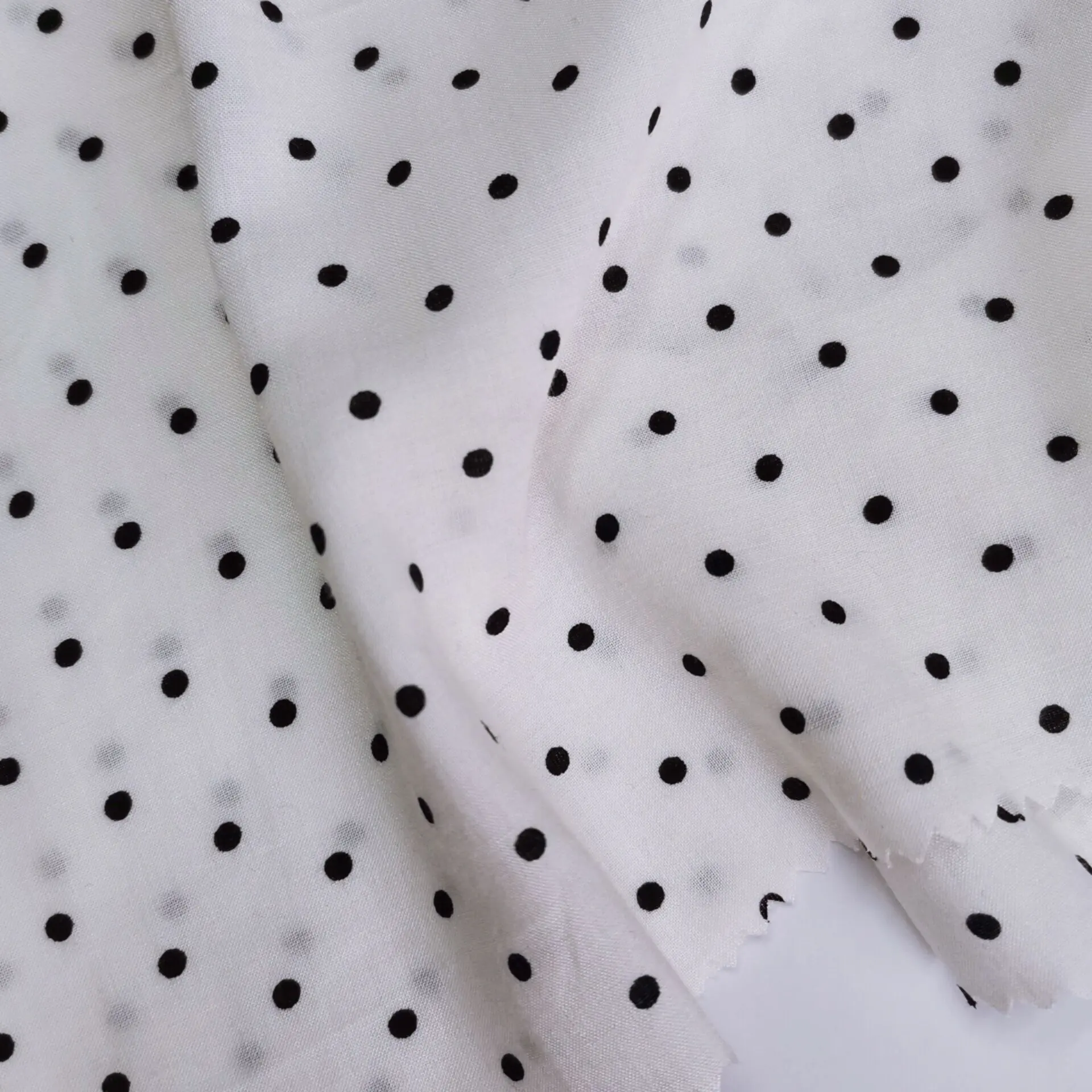 China woven fabric supplier Rayon 100% dots print women's girl's skirts dress fabric printing