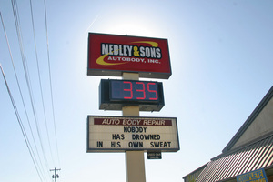 Outdoor Waterproof 16&quot; Inch Digital Led Street Clock LED Time and <strong>Temperature</strong> Signage Display Countdown Function Scoreboard - Product Image 6