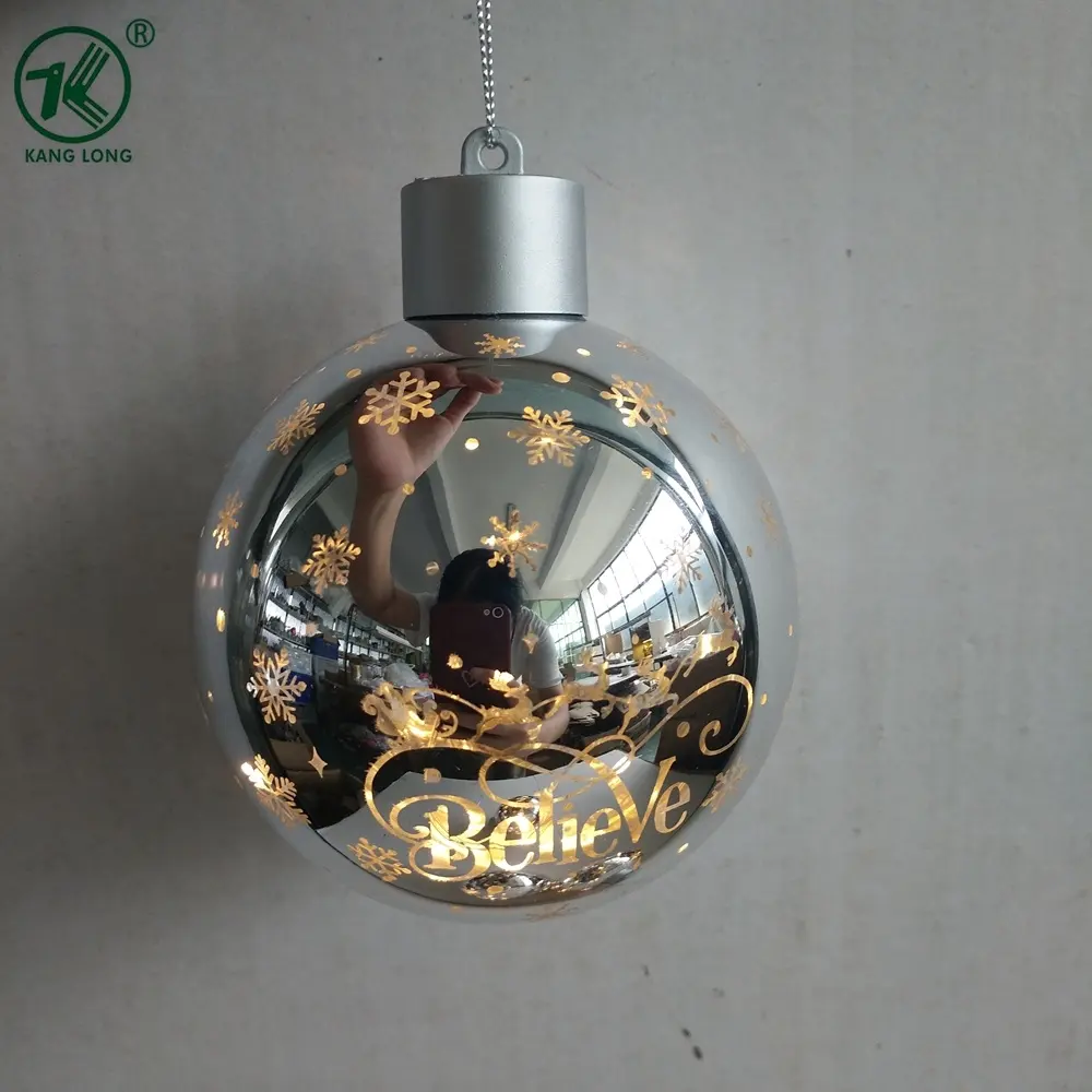 Galvanizado láser de vidrio bola de Navidad con luz LED