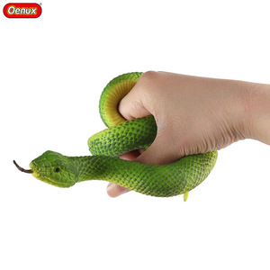 Yixingsheng simulazione TPR grande foglia di gomma morbida verde pitone serpente rosso coda animale modello Halloween - Product Image 5