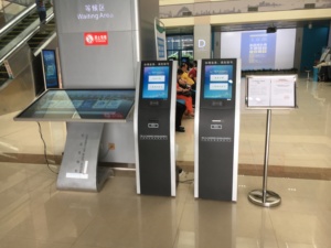 Sistema de colas de alta calidad Quiosco de autoservicio Sistema de gestión de colas Android para Hospital y Banco